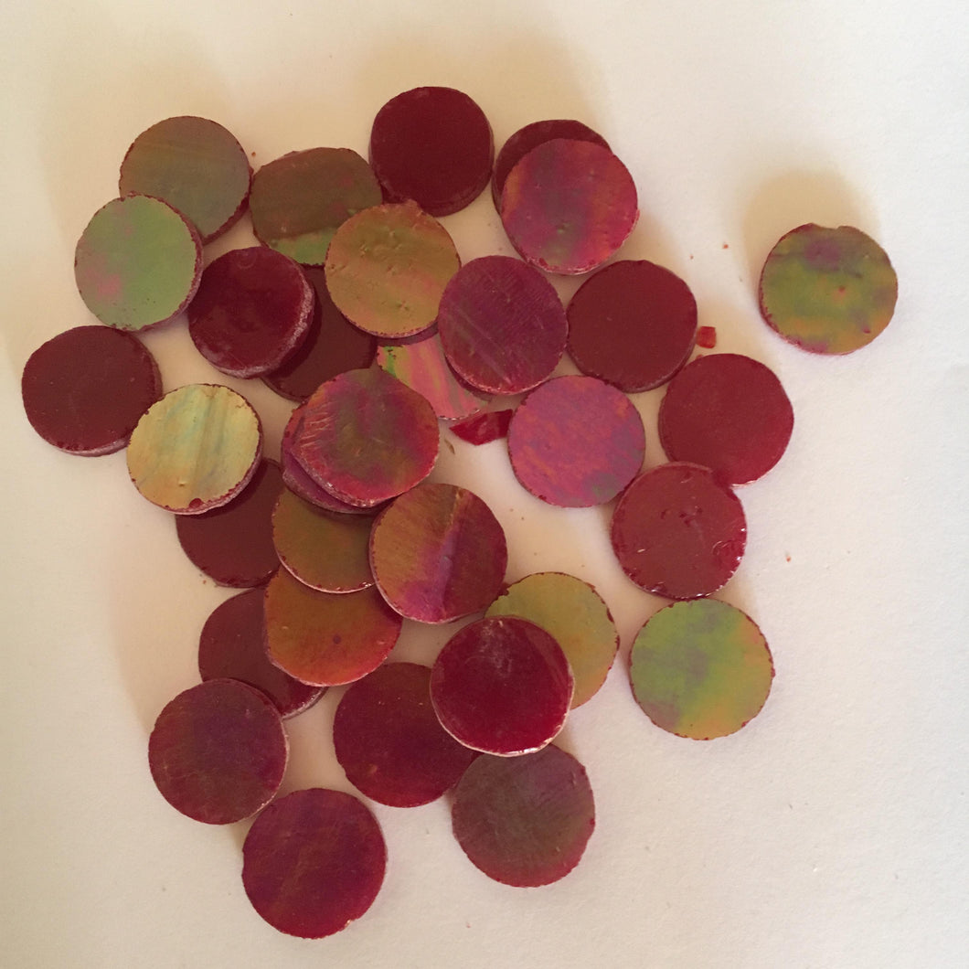 Precut Glass Circles: Red Irridised circles SG12-59R 50gm bag